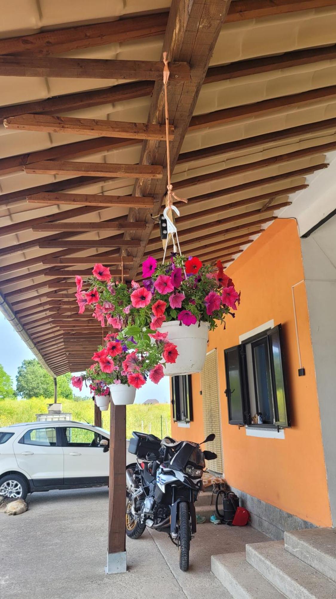 Casa Vacanze Mombarcaro Exterior foto